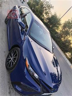 تۆیۆتا کامری